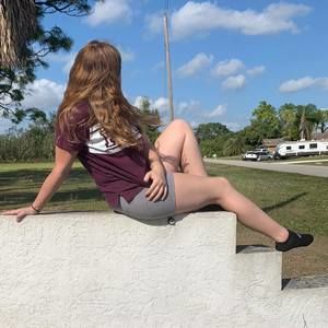 Meet your Posher, Alexis